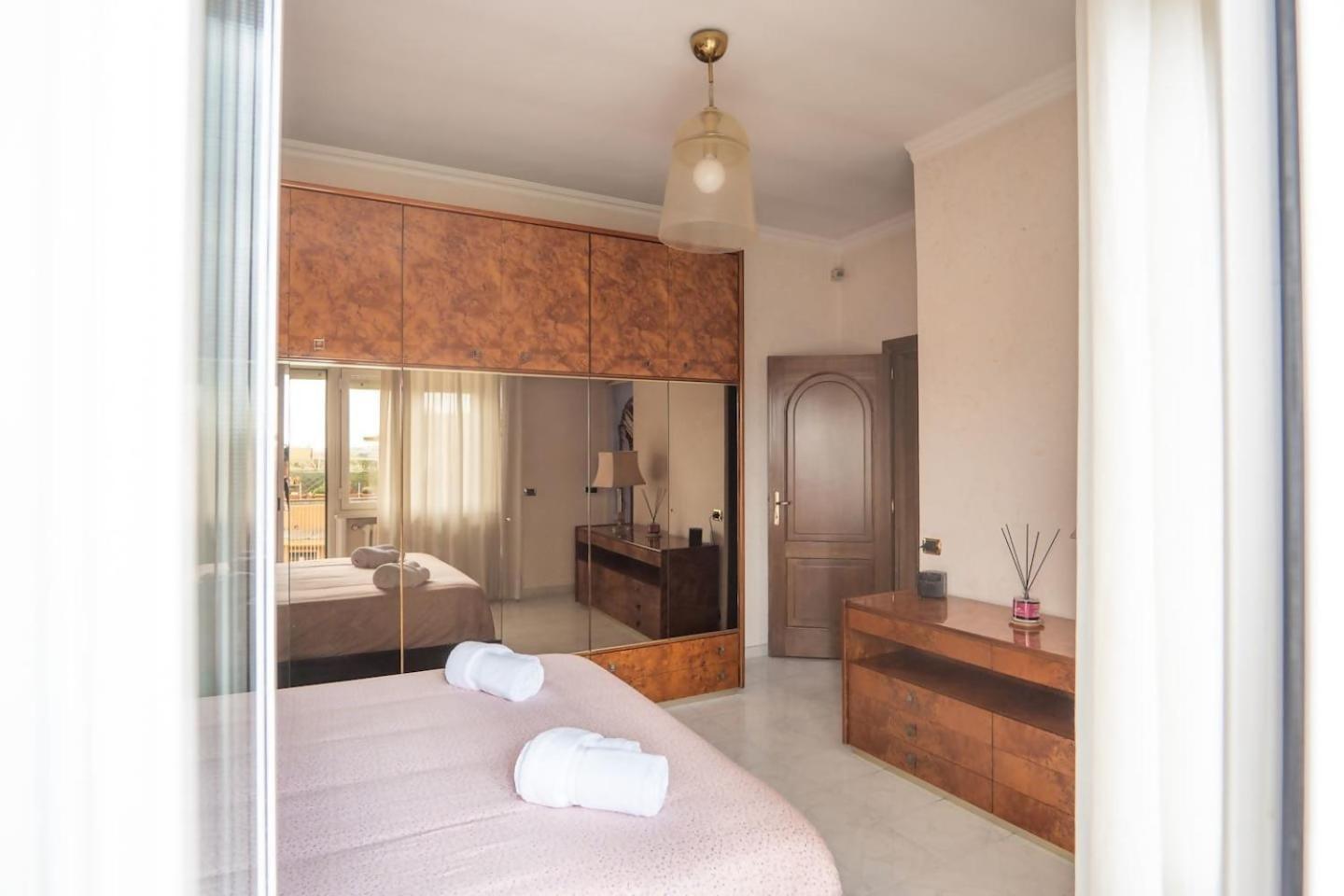 Happio Apartment Рим Екстериор снимка